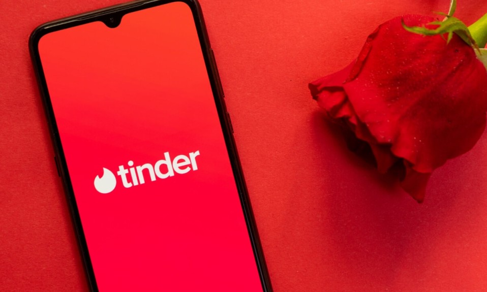 How to Calculate and Increase Your Tinder Elo Score - Moyens I/O